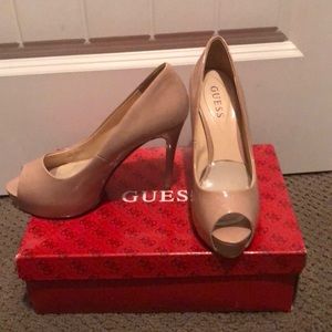 Guess patent leather platform heels size 7